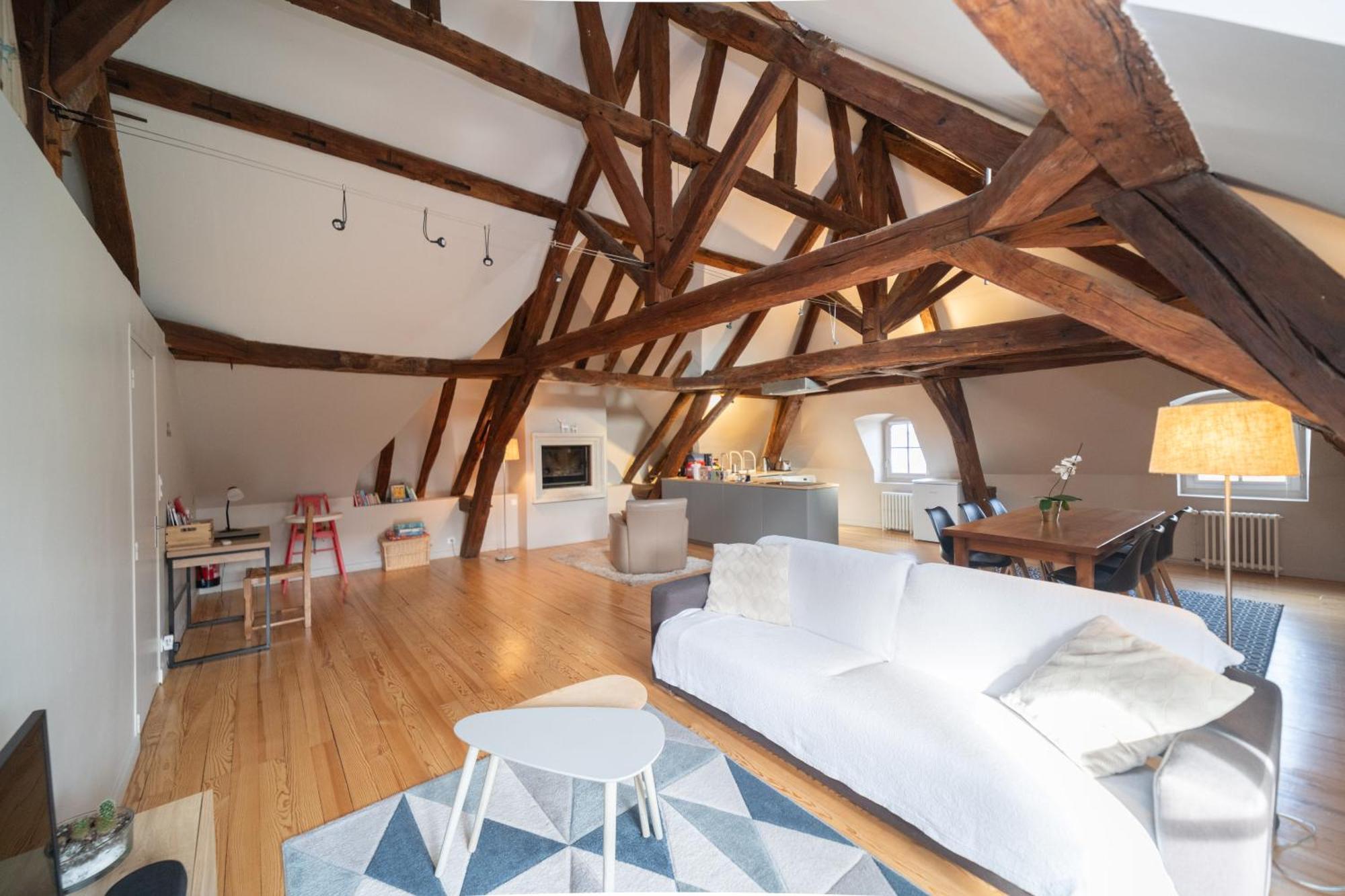 Clos St Eusebe En Coeur De Ville โอแซร์ ภายนอก รูปภาพ